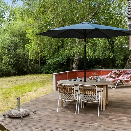 Lovely In With Kitchen Holiday home *